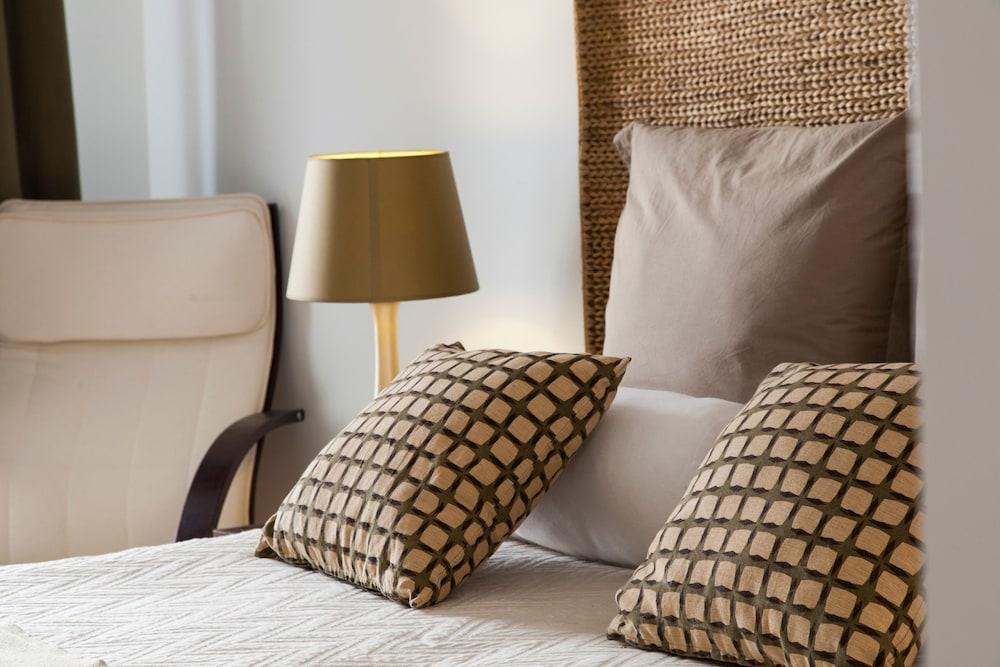 Downtown Brown By Homing Hotel 4*